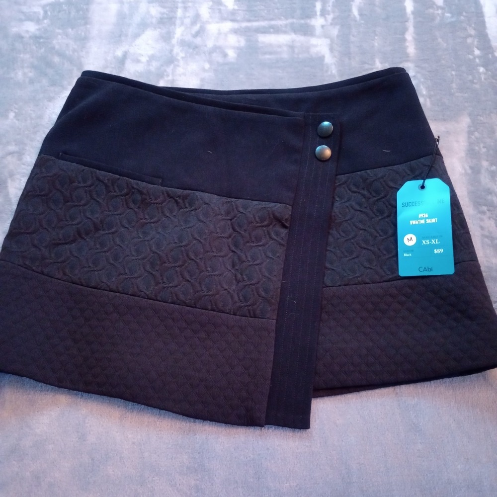 Cabi Black Mini Swathe Skirt Quilted Wrap 926 Asymmetrical Sz Medium